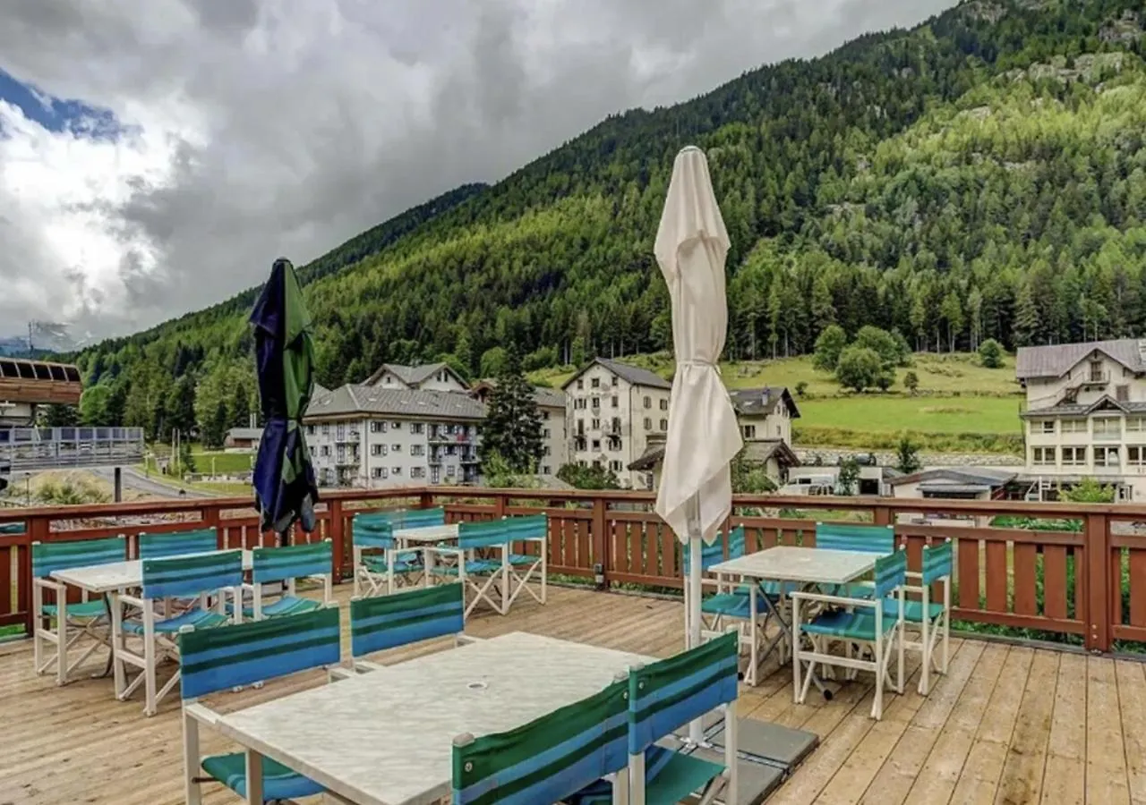 Charming Apartment Chamonix Valley Vallorcine